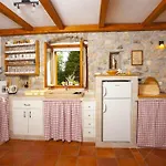 Vikendica Family Friendly House With A Parking Space Gornji - Podpec, Makarska - 6915
