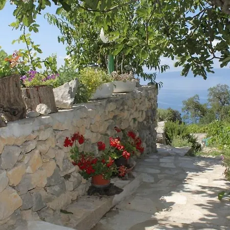 Family Friendly House With A Parking Space Gornji - Podpec, Makarska - 6915 Tucepi